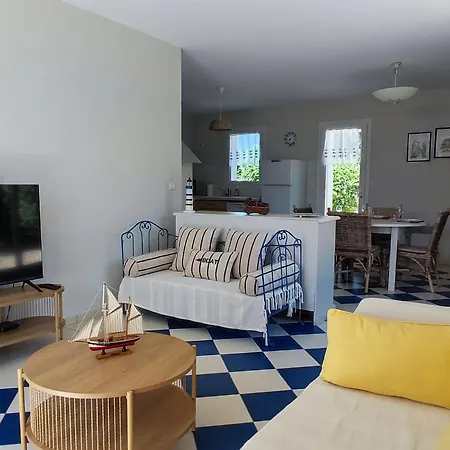 Charmante Maison Pres De La A - Fr-1-778-57 *